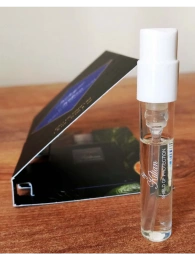 Пробник Оригинал KILIAN Kologne Shield Of Protection 1.5 ml