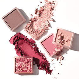 Тени палетка Catrice Tiny Treasures тон 020 Wild Berry