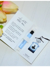 Пробник Оригинал Guerlain La Petite Robe Noire Intense 1 ml