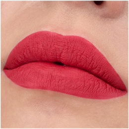 Помада жидкая Essence Matte Liquid Lipstick 8H тон 07 Classic Red