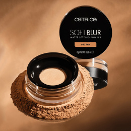 Пудра рассыпчатая матирующая Catrice Soft Blur Matte Setting Powder тон 040 Tan