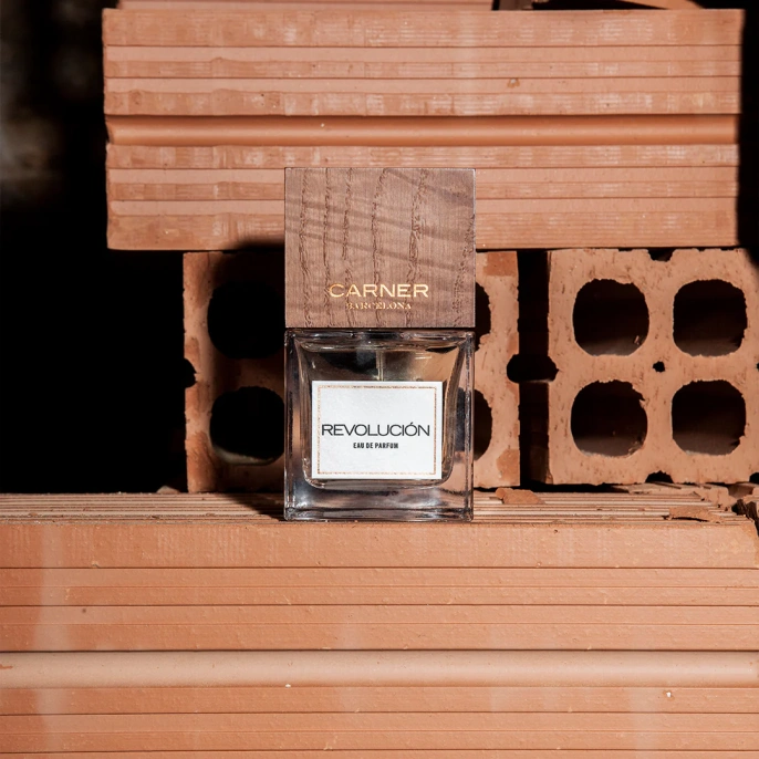 Высокого качества 1в1 Carner Barcelona - Revolucion, 100 ml