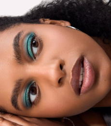 Тени моно Catrice Art Couleurs тон 430 Pacific Teal