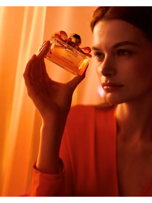 Пробник Оригинал Salvatore Ferragamo Signorina Unica 1.5 ml