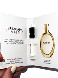Пробник Оригинал Salvatore Ferragamo Fiamma Eau De Parfum 1.2 ml