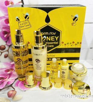 Купить оптом Набор косметики Farmstay Honey & Gold Essential Skin Care 3 Set с оптового склада