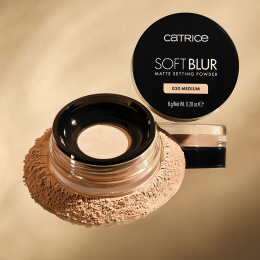 Пудра рассыпчатая матирующая Catrice Soft Blur Matte Setting Powder тон 030 Medium