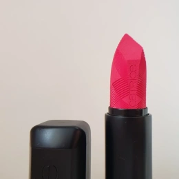 Помада матовая Catrice Scandalous Matte тон 070 Ge Bold Or Go Home