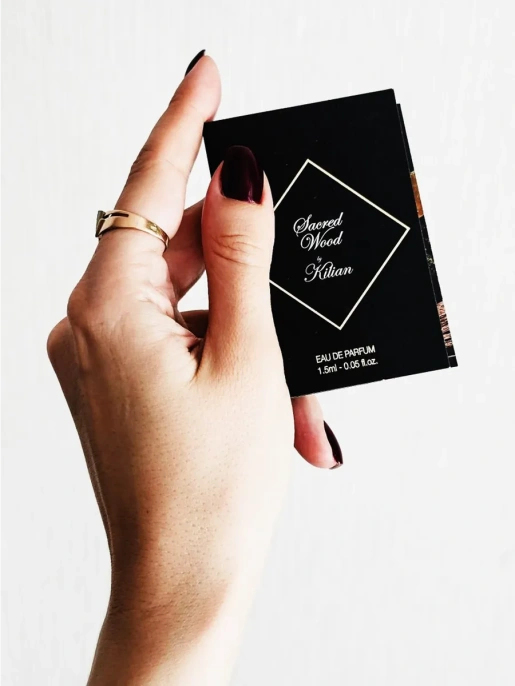 Пробник Оригинал KILIAN Sacred Wood Eau De Parfum Священное Дерево 1.5 ml