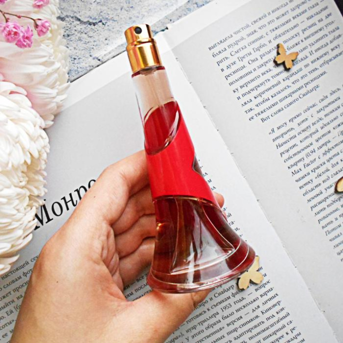 Оригинал Rihanna - Rebelle Eau de Parfum 50 ml
