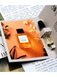 Пробник Оригинал Essential Parfums Divine Vanille Eau De Parfum 2 ml