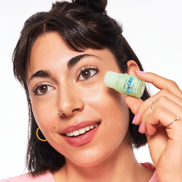 Праймер под тени для кожи вокруг глаз Essence Jelly Grip