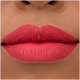 Помада жидкая Essence Matte Liquid Lipstick 8H тон 07 Classic Red