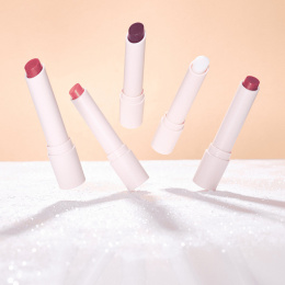 Помада с мерцанием Catrice Diamond Glaze тон 040 No shade, just sparkle