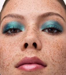 Тени моно Catrice Art Couleurs тон 430 Pacific Teal